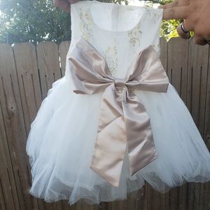 Flower girl dress